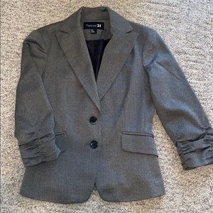 Forever 21 Women’s Blazer Size Small